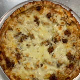 Flyin' Hawaiian Pizza